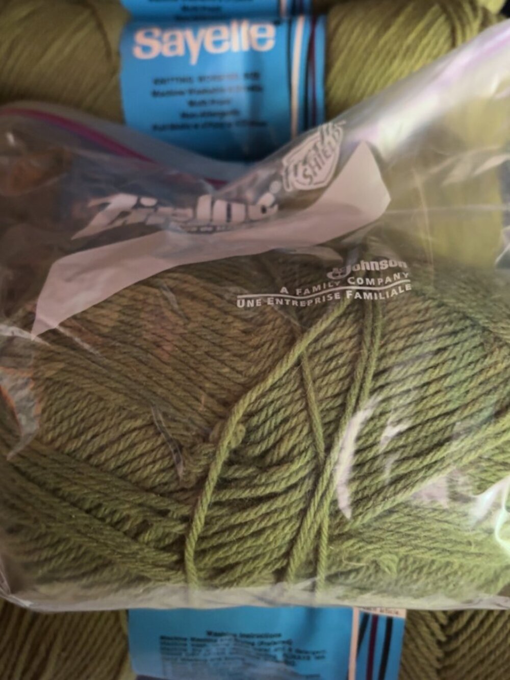 Vintage Dawn Sayelle Yarn Lot – Avocado (Color 314) Vintage Dawn Sayelle - Picture 5 of 6